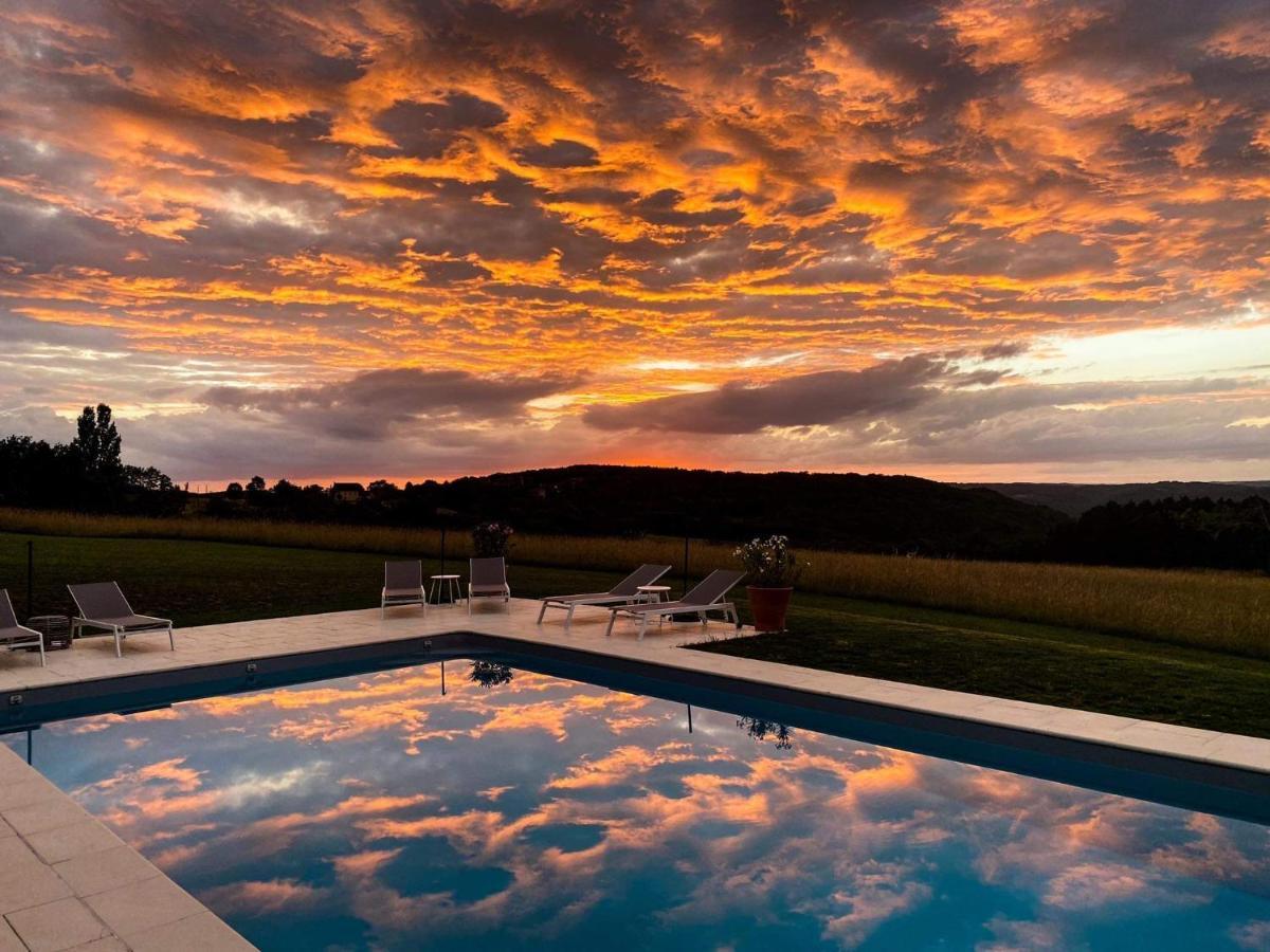 Domaine De Cazal - Chambres D'Hotes Avec Piscine Au Coeur De 26 Hectares De Nature Preservee Saint-Cyprien  Exterior photo